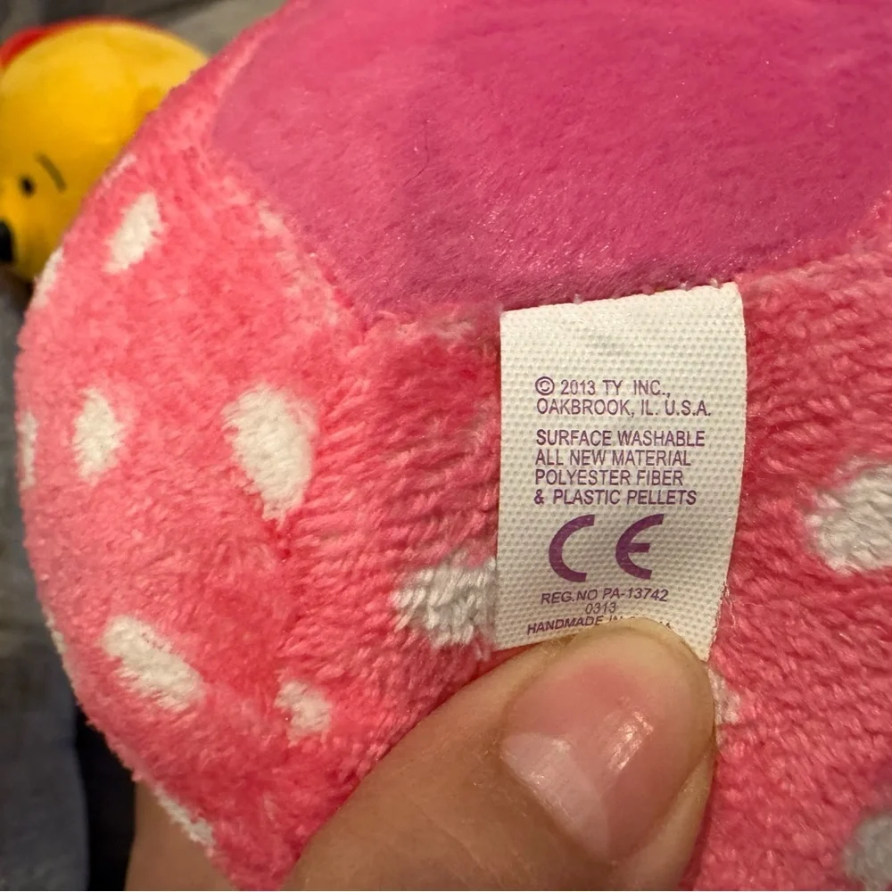 Collectible Beanie Ballz Disney Minnie Mouse Pink & Winnie the Pooh Plush